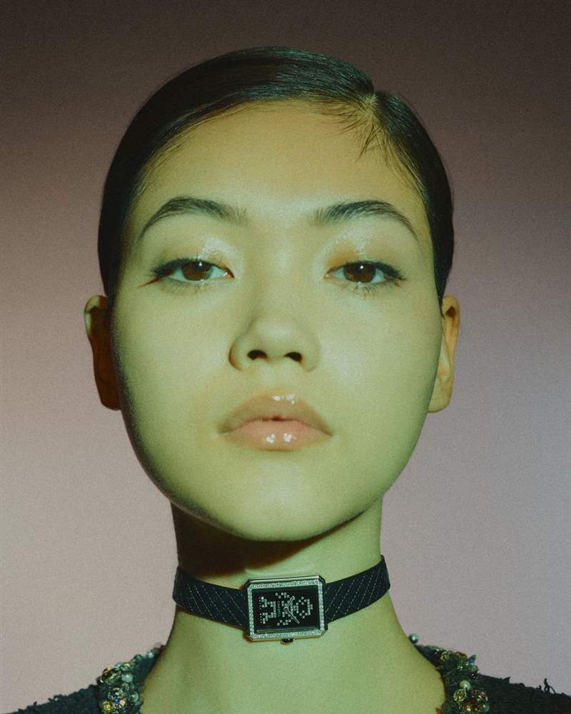 Chanel限量Electro膠囊系列「集合J12、Première等4大香奈兒腕表」披上電音彩虹光譜-復刻表