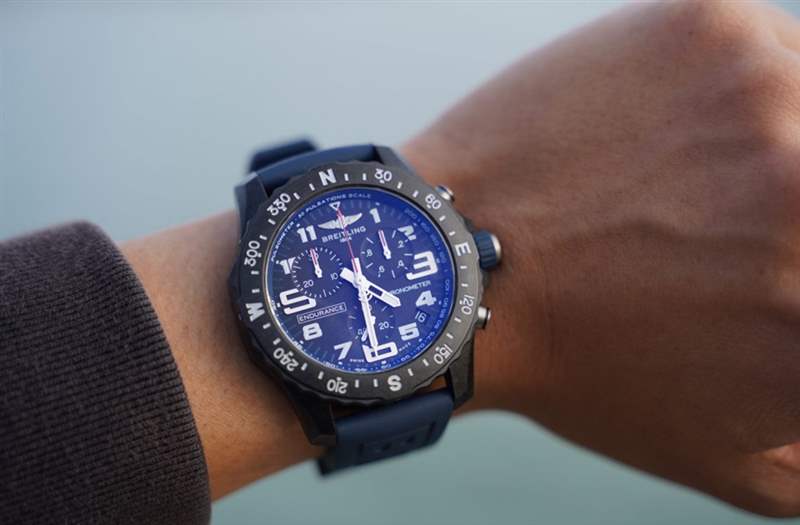 百年靈Breitling Endurance Pro開(kāi)箱！針對(duì)戶(hù)外而生的搶眼之作！-復(fù)刻表