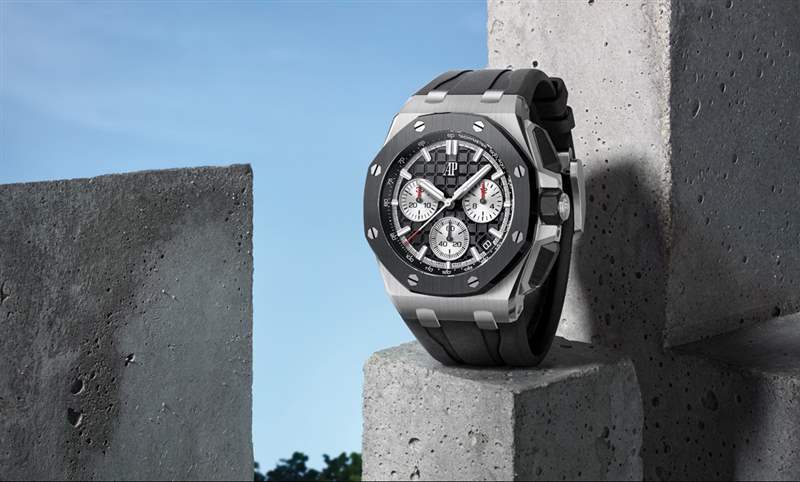 新一代愛彼皇家橡樹離岸型現身！43mm全新登場-復刻表