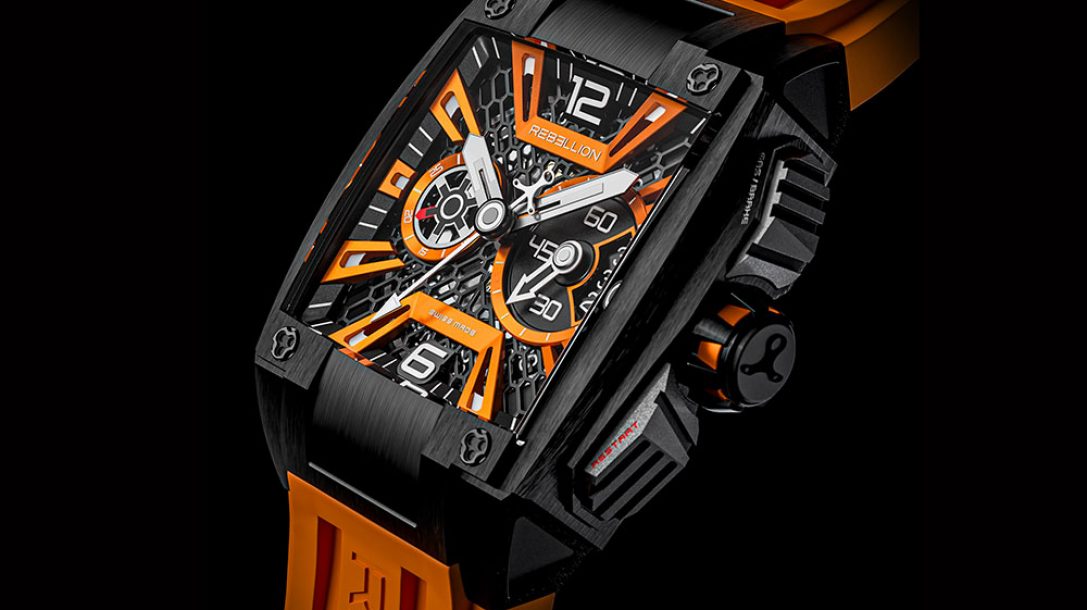 URWERK UR-100V “藍(lán)色星球”-叛亂 RE-VOLT CHRONO-復(fù)刻表