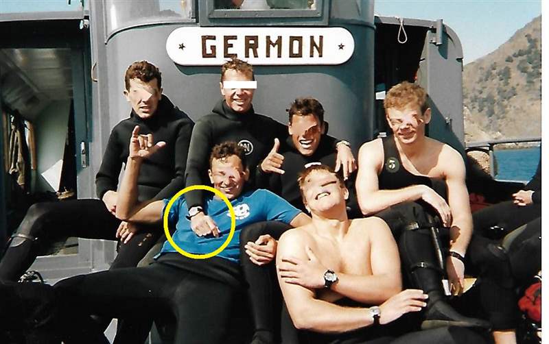 兩位原始所有者都鐸海軍陸戰隊國家潛艇手的故事-復刻表