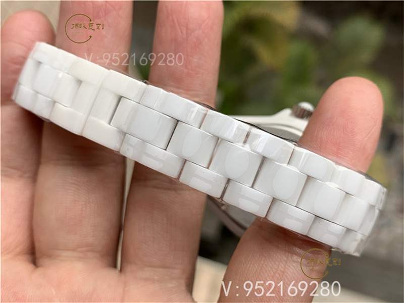 XF廠香奈兒j12質(zhì)量值得入手嗎,內(nèi)附實(shí)拍評(píng)測(cè)-復(fù)刻表