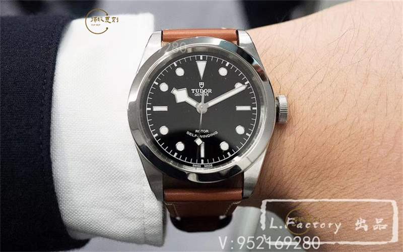 手表功能使用方法:手表時(shí)間和日期功能正確調(diào)節(jié)方法-復(fù)刻表