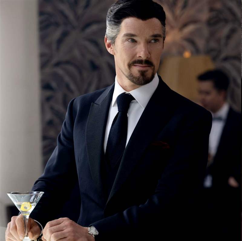 奇異博士手表藏彩蛋? 班奈迪克康柏拜區穿梭「多重宇宙」的幸運物來自它!