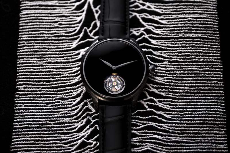 亨利慕時(shí)H. Moser & Cie Vantablack純黑表盤(pán)手表2327-0222-復(fù)刻表