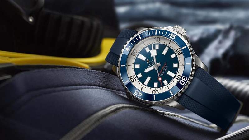 優雅接棒的細膩布局！百年靈Superocean尺寸齊全的繽紛新作-復刻表