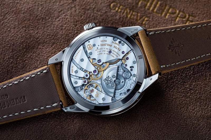 復古風格的全新嘗試！百達翡麗Calatrava系列新增Ref. 5326與Ref. 5226-復刻表