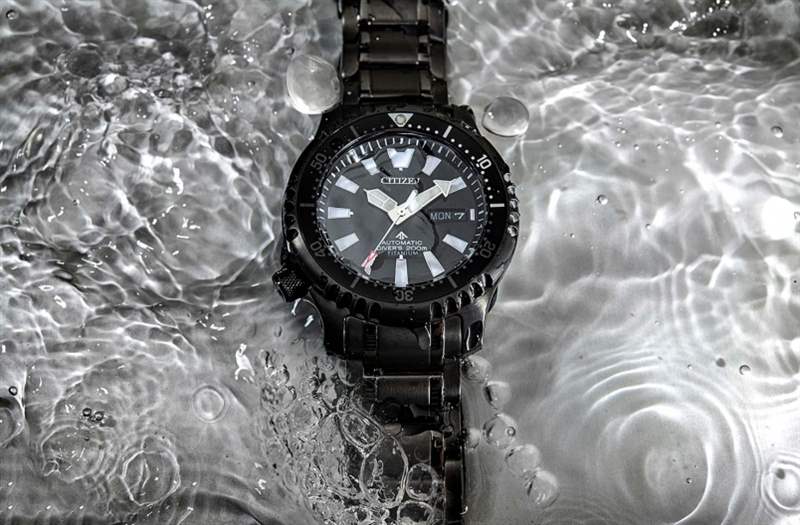 全新50周年亞洲限量CITIZEN PROMASTER 200米登場！ 超級鈦技術(shù)打造出型格黑魂