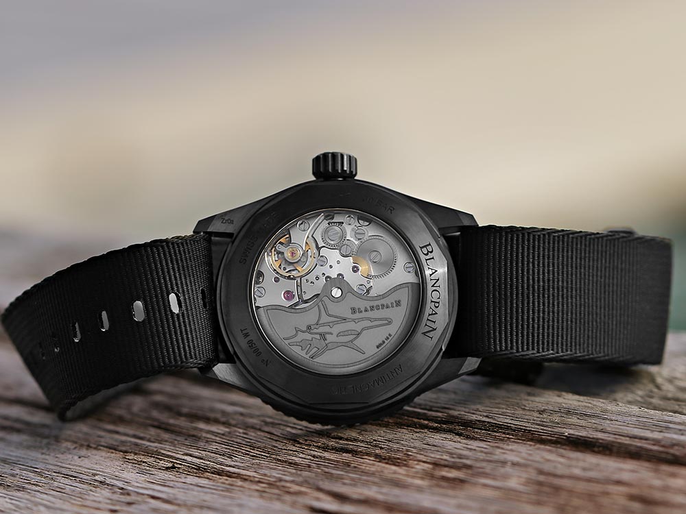 寶珀莫卡蘭深海潛水艇限量版，綠色代表藍(lán)色巨人-復(fù)刻表