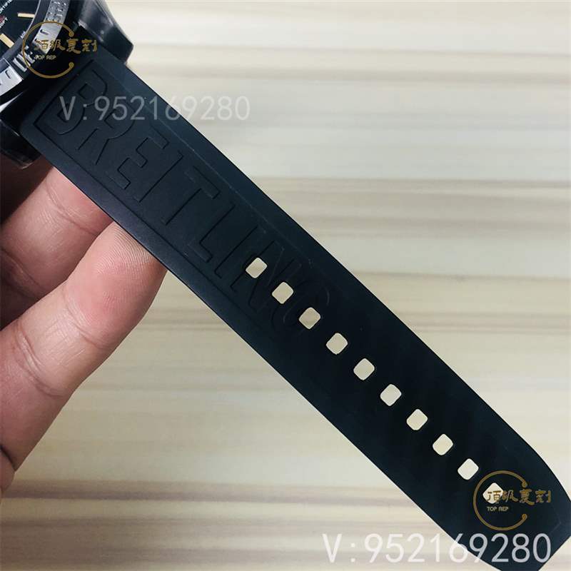 GF廠黑鳥偵察機-GF廠復刻百年靈黑鳥偵察機v4版價格是多少錢-復刻表