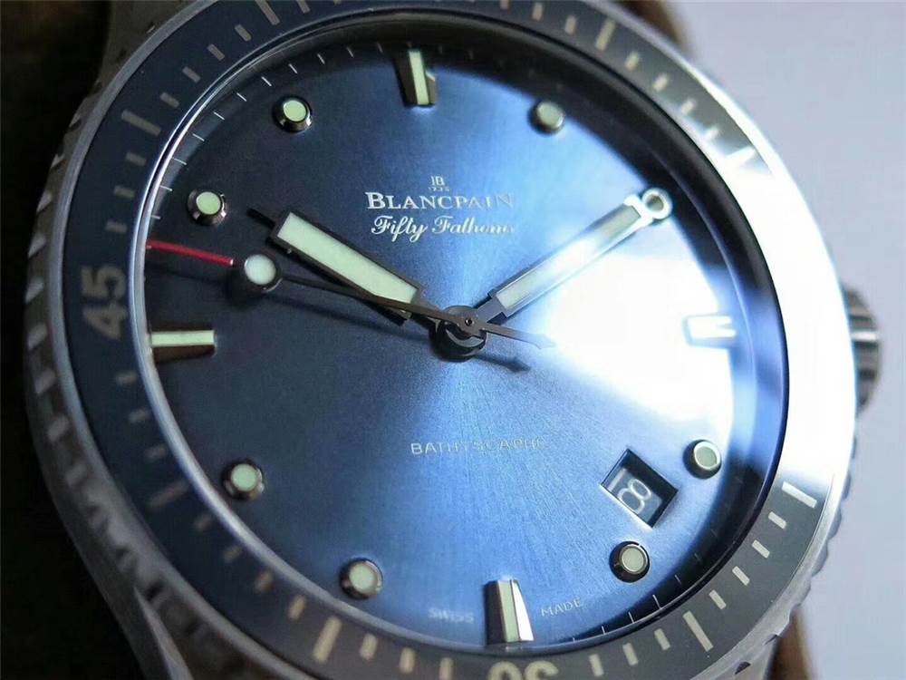 ZF廠寶珀五十噚陶瓷藍(lán)盤5000-0240-O52A復(fù)刻表做工怎么樣-復(fù)刻表