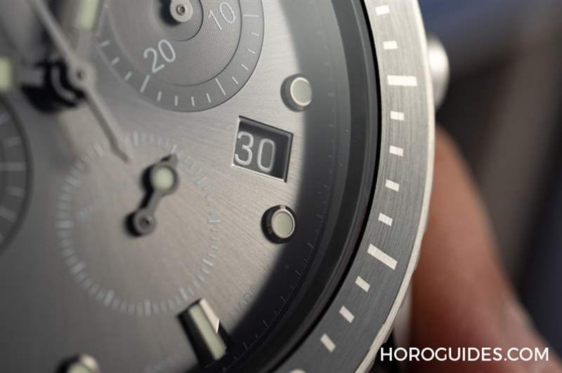 18K紅金藍(lán)面、23級(jí)鈦灰面,Blancpain五十噚深潛器飛返計(jì)時(shí)碼表兩款延伸新作-復(fù)刻表