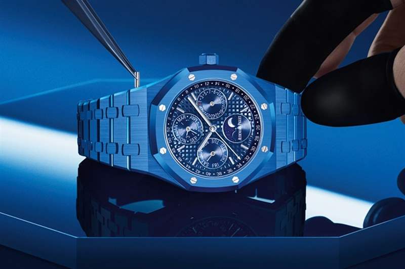 愛彼AUDEMARS PIGUET的陶瓷色彩張力,如何刷新Royal Oak皇家橡樹系列經典印象?-復刻表