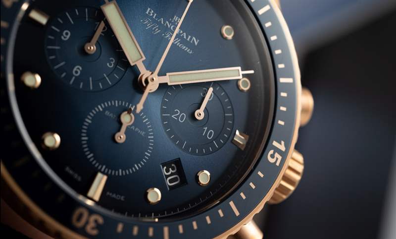 18K紅金藍(lán)面、23級(jí)鈦灰面,Blancpain五十噚深潛器飛返計(jì)時(shí)碼表兩款延伸新作-復(fù)刻表