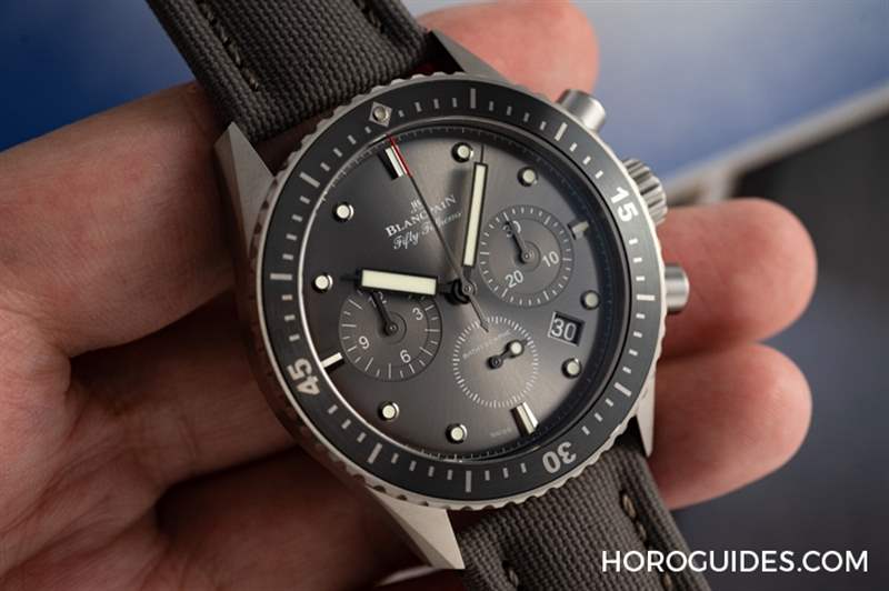 18K紅金藍(lán)面、23級(jí)鈦灰面,Blancpain五十噚深潛器飛返計(jì)時(shí)碼表兩款延伸新作-復(fù)刻表