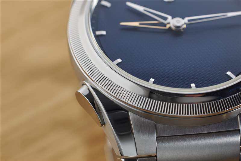 動手帕瑪強尼的新Tonda PF GMT Rattrapante是今年的輕描淡寫-復(fù)刻表