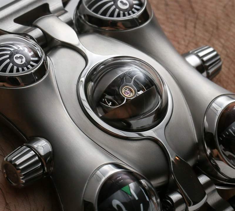 MB&F HM6太空海盜腕表上手亮相-復刻表