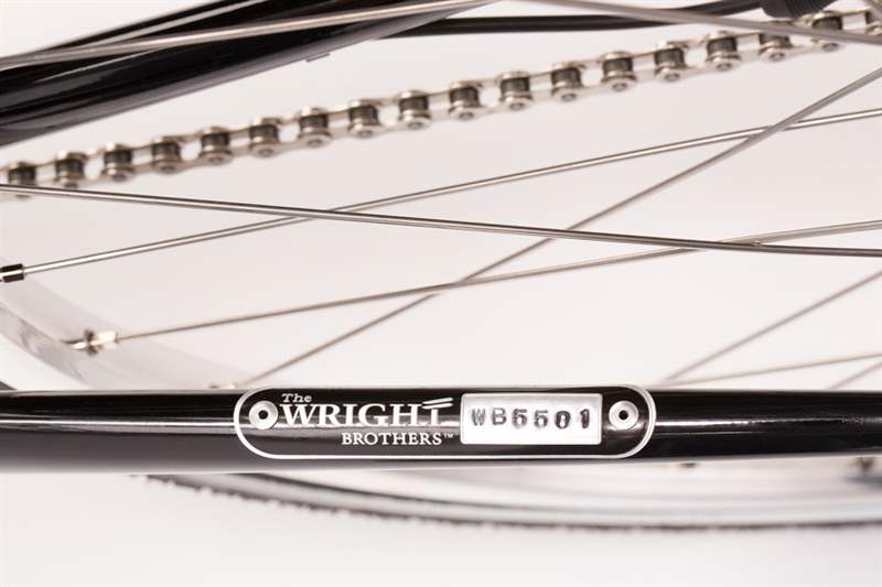 Shinola與萊特兄弟限量版手表和自行車一起推出“偉大的美國人系列”-復(fù)刻表