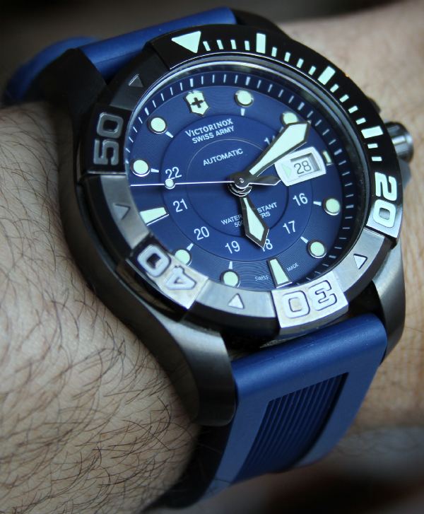 Swiss Army Divemaster watch 7 瑞士陸軍維氏潛水大師 500 機械表-復刻表