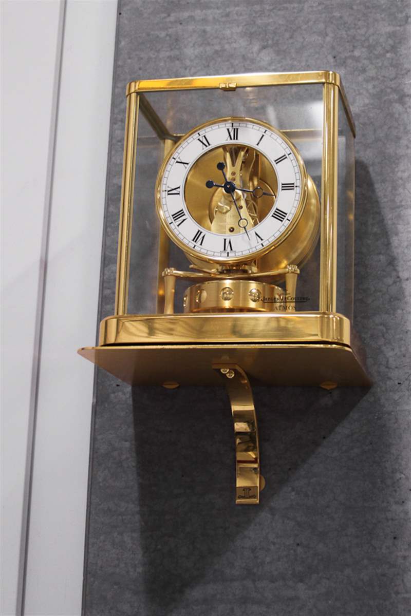 積家:在鐘表之鄉(xiāng)的中心制造時(shí)計(jì)-復(fù)刻表