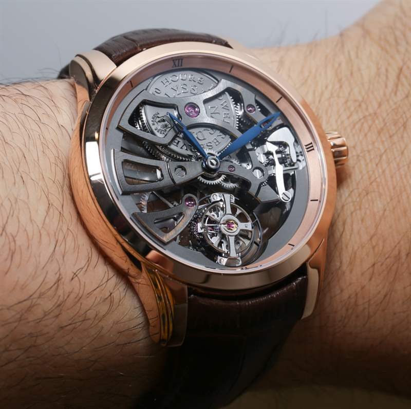 Ulysse Nardin鏤空陀飛輪自制腕表上手體驗(yàn)-復(fù)刻表