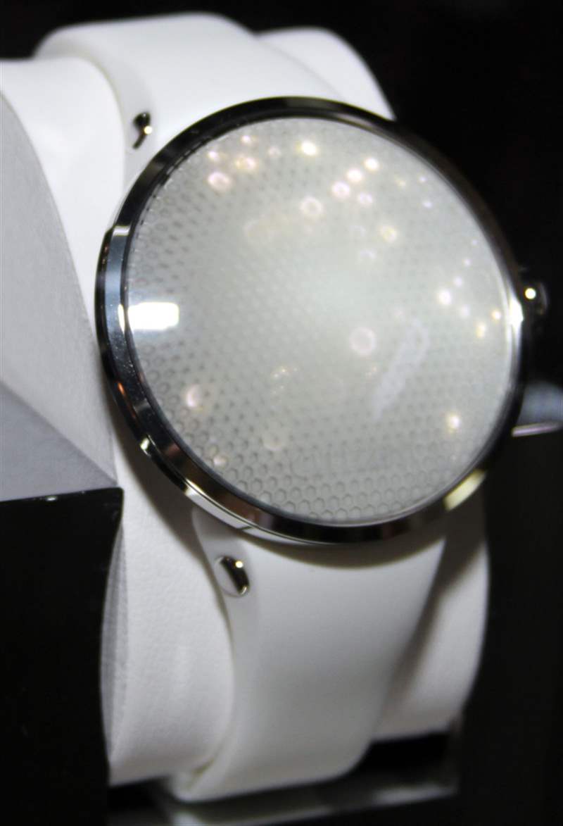 西鐵城Eco-Drive Nova概念手表-復(fù)刻表