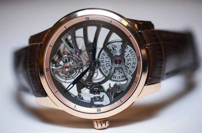 Ulysse Nardin鏤空陀飛輪自制腕表上手體驗(yàn)-復(fù)刻表