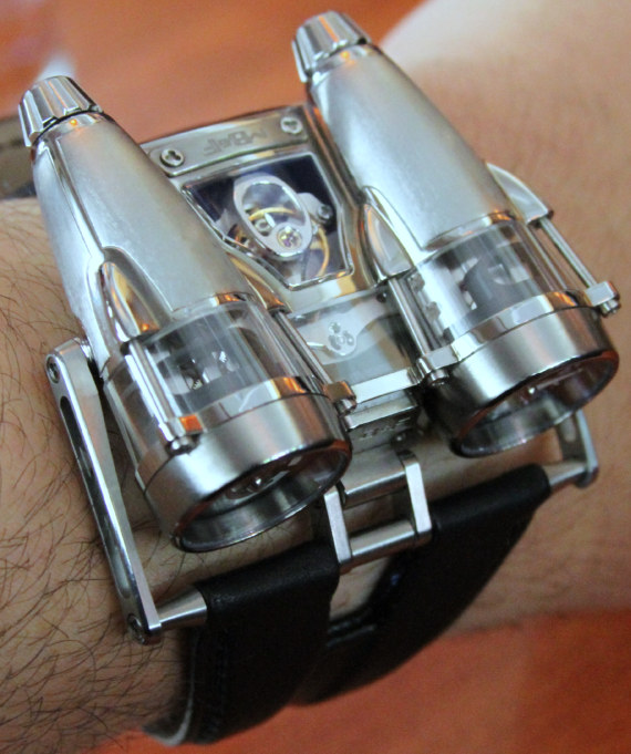 MB&F HM4 Thunderbolt火箭推進器形態(tài)手表-復(fù)刻表
