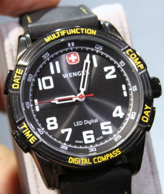 Wenger Nomad LED Compass Watch 1 溫格游牧 LED 指南針手表-復刻表