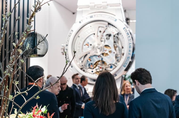 倫敦哈洛德百貨出現(xiàn)一支超巨大朗格Odysseus計(jì)時(shí)碼表比實(shí)表大50倍！-復(fù)刻表