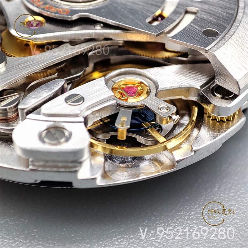 勞力士4130機(jī)芯余文樂迪通拿復(fù)刻表那個(gè)廠做的最好,BT廠和C廠對(duì)比那個(gè)更接近正品-復(fù)刻表