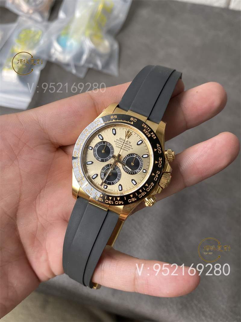 勞力士4130機(jī)芯余文樂迪通拿復(fù)刻表那個(gè)廠做的最好,BT廠和C廠對(duì)比那個(gè)更接近正品-復(fù)刻表