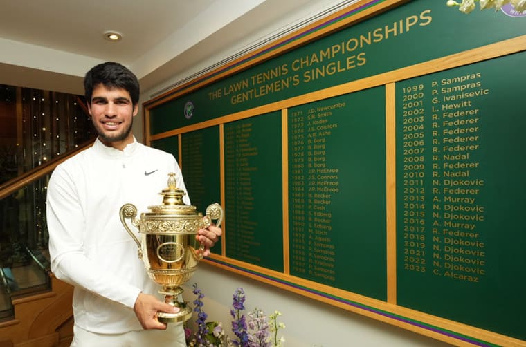 2023溫網(wǎng)男單冠軍出爐喬科維奇和“小蠻牛”Alcaraz秀出厲害名表-復(fù)刻表