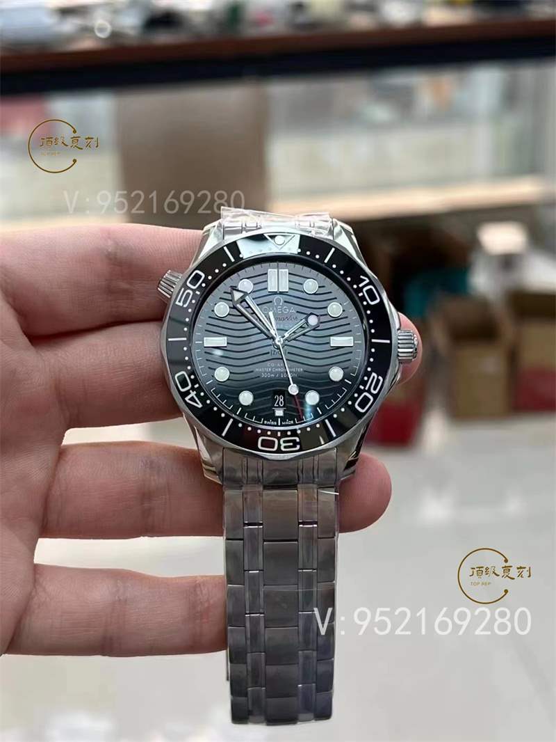 VS廠(SBF廠)黑海馬300機芯還會一眼假嗎,VS廠8800機芯還原正品避震器-復刻表