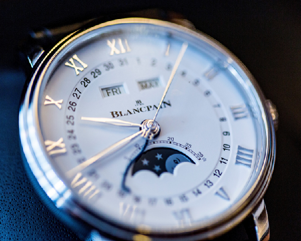 月相手表哪個品牌最好(月相手表是哪個品牌最開始做的)-復(fù)刻表