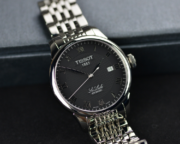 DW和天梭哪個好(DW和天梭哪個檔次高)-復(fù)刻表