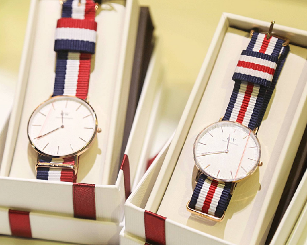 DW和天梭哪個好(DW和天梭哪個檔次高)-復(fù)刻表