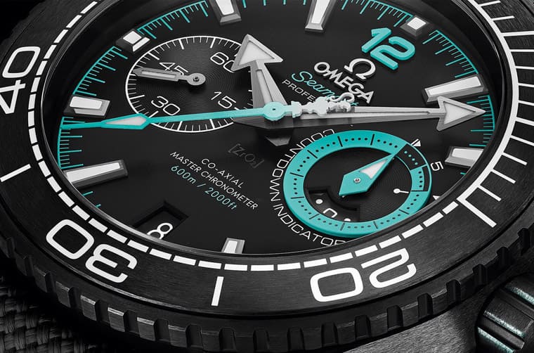 歐米茄以海馬Planet Ocean計(jì)時(shí)碼表為基礎(chǔ)創(chuàng)作最新阿聯(lián)酋航空紐西蘭ETNZ船隊(duì)聯(lián)名表-復(fù)刻表