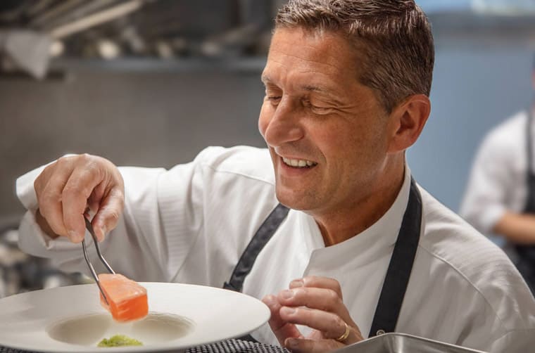 獨(dú)立制表一哥斜杠餐飲業(yè)「FP JOURNE餐廳」正式開張！-復(fù)刻表