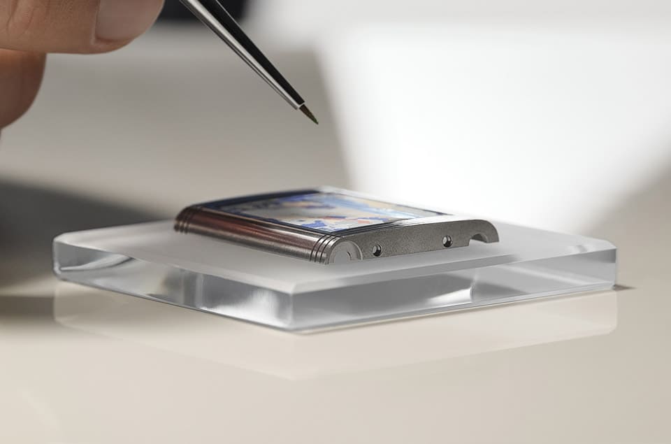 積家將葛飾北齋浮世繪名畫濃縮進(jìn)Reverso手表翻轉(zhuǎn)到表背可見(jiàn)珍稀微繪琺瑯工藝-復(fù)刻表