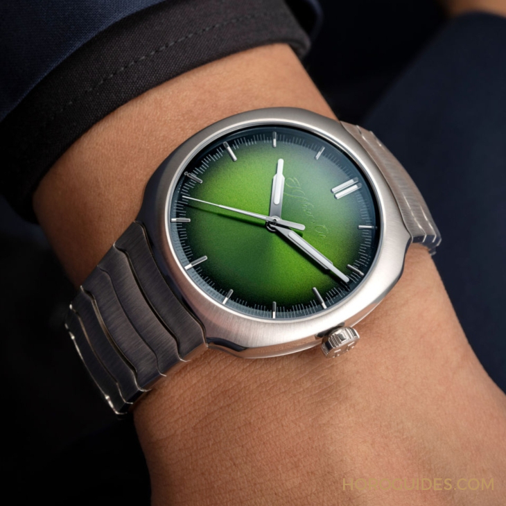青龍升級回歸、夢幻紫色同步亮相|H. MOSER & CIE. Streamliner Centre Seconds Matrix Green-復刻表