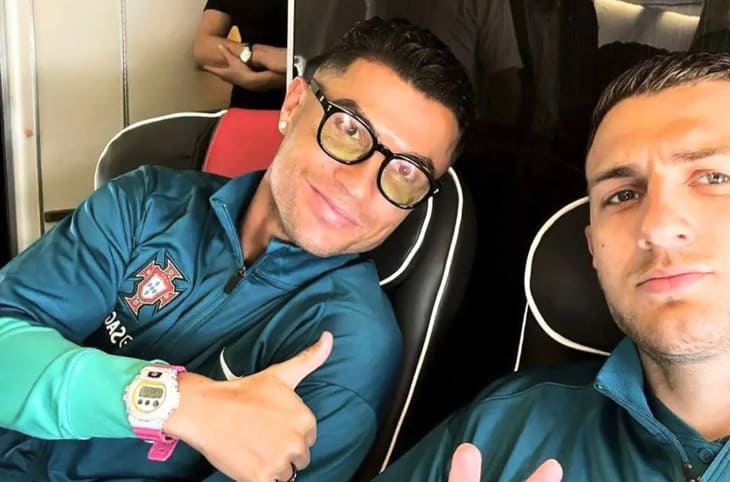 擁有無數(shù)名表的C羅 竟連平價大眾石英表也收藏!-復(fù)刻表