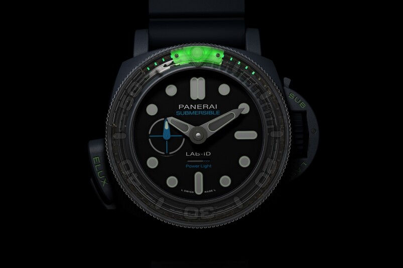 夜光功能新高度!Panerai全新Submersible Elux LAB-ID腕錶 以純機(jī)械一鍵開(kāi)關(guān)發(fā)光系統(tǒng) 夜光功能新高度! Panerai全新Submersible Elux LAB-ID腕表 以純機(jī)械一鍵開(kāi)關(guān)發(fā)光系統(tǒng)-復(fù)刻表